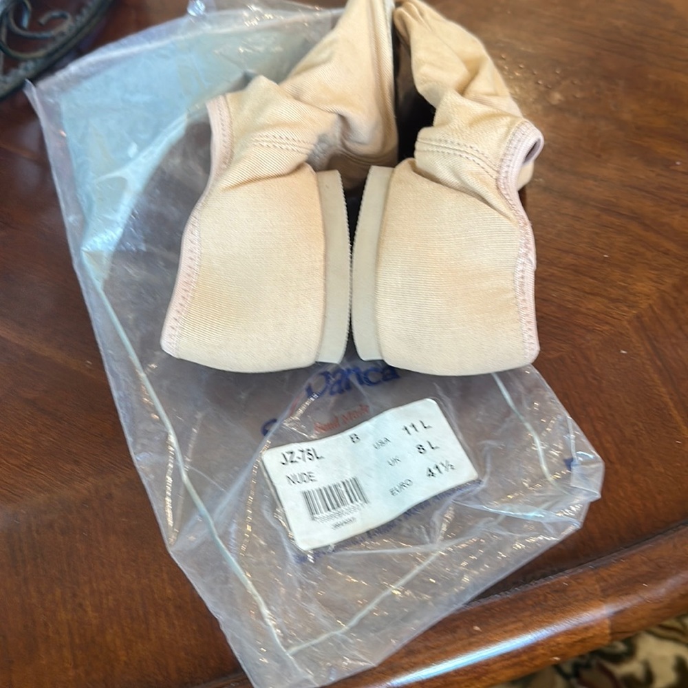 New Pair So Danca Dance Jazz Shoes - Nude